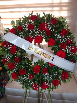 Corona fúnebre rosas grande R 33