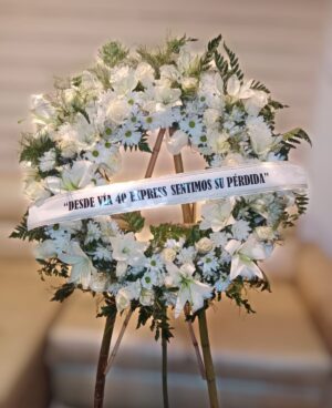 Corona fúnebre de lirios rosas y pompones R02